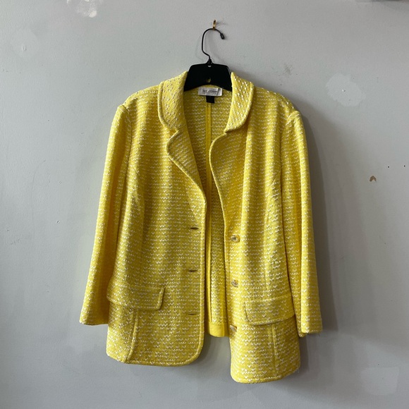 St. John Yellow Tweed Blazer | St. John Collection - Picture 4 of 10